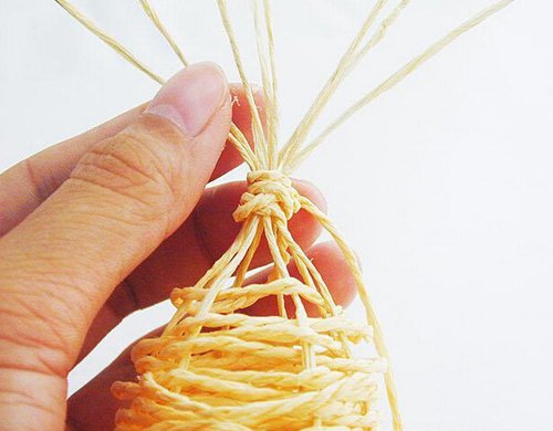 绳编金鱼的diy图解 金鱼的手工编织方法