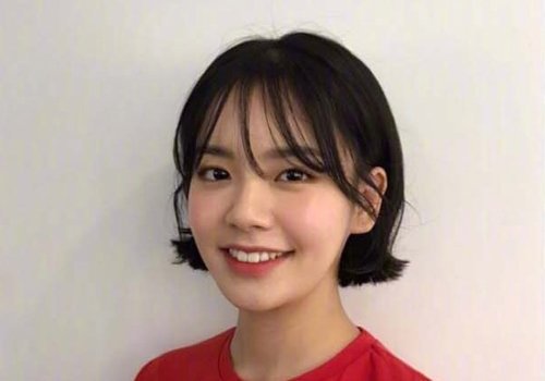 韩式女生八字刘海外卷短发发型