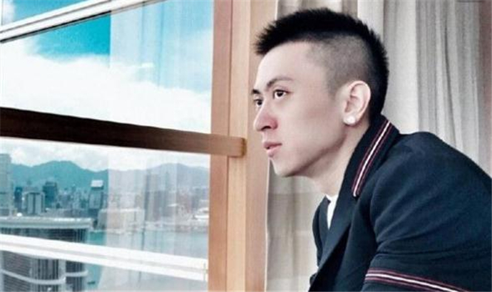 king总是谁 秦奋king总真实身份年龄个人资料曝光