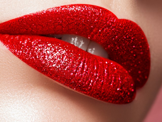 改变嘴唇形状的方法 漂亮女人街