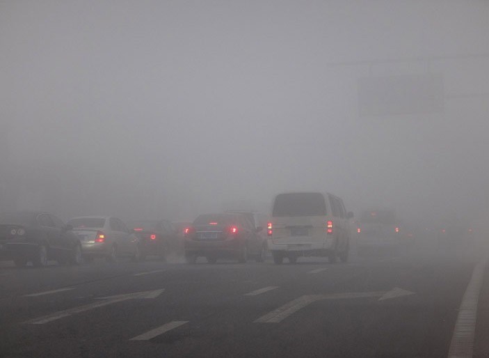 青银高速多车相撞原因及经过 大雾天气如何安全驾驶?