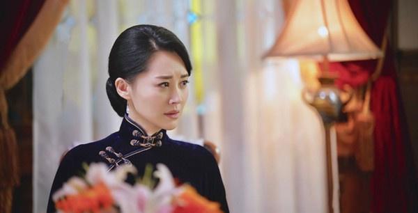 50岁许晴优雅演绎《老中医》多款旗袍出境,宣扬中医国粹美呆了!