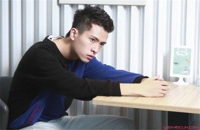 石知田十七岁剧照 石知田个人资料背景被扒他撞脸韩东君吗