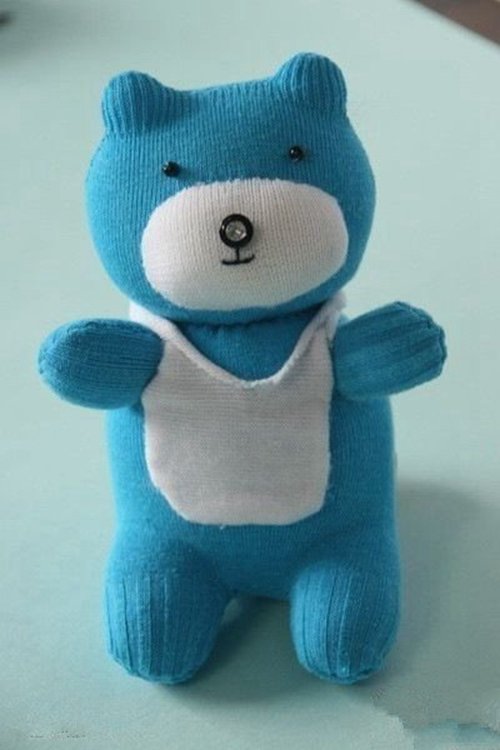 用旧袜子制作可爱的小萌熊教程图解