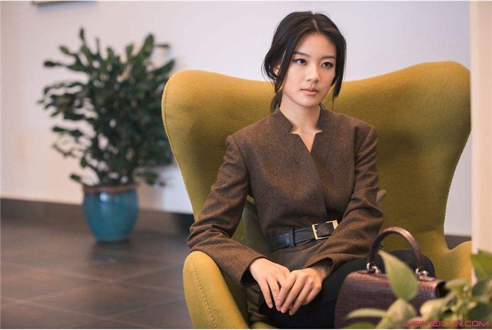 张雅玫的脚丫图片为何遭热搜 揭秘其中缘由和现状如何