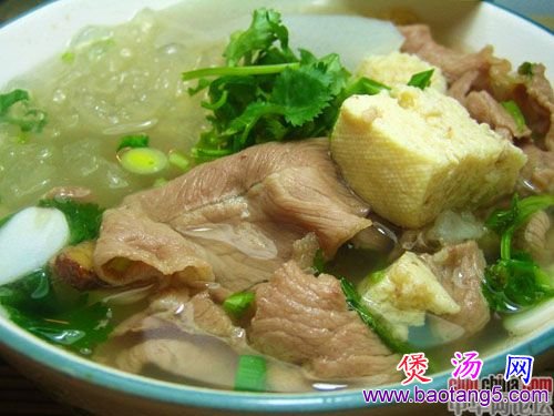 美食 煲湯 > 正文 羊肉湯的做法一(山東單縣羊肉湯): 湯的配料