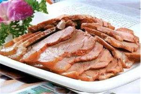 三种家常熏肉的美味做法分享