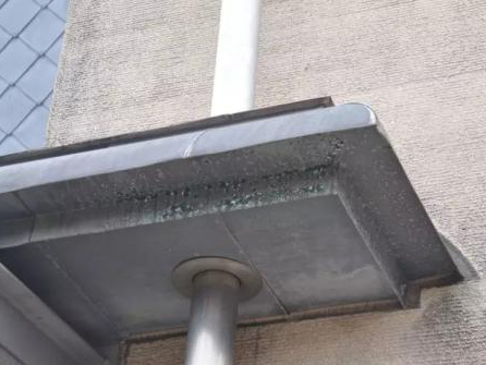 屋顶排水口漏水怎么办